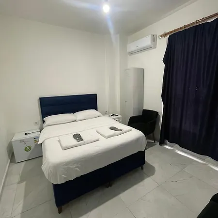 The Antares * Stambuł